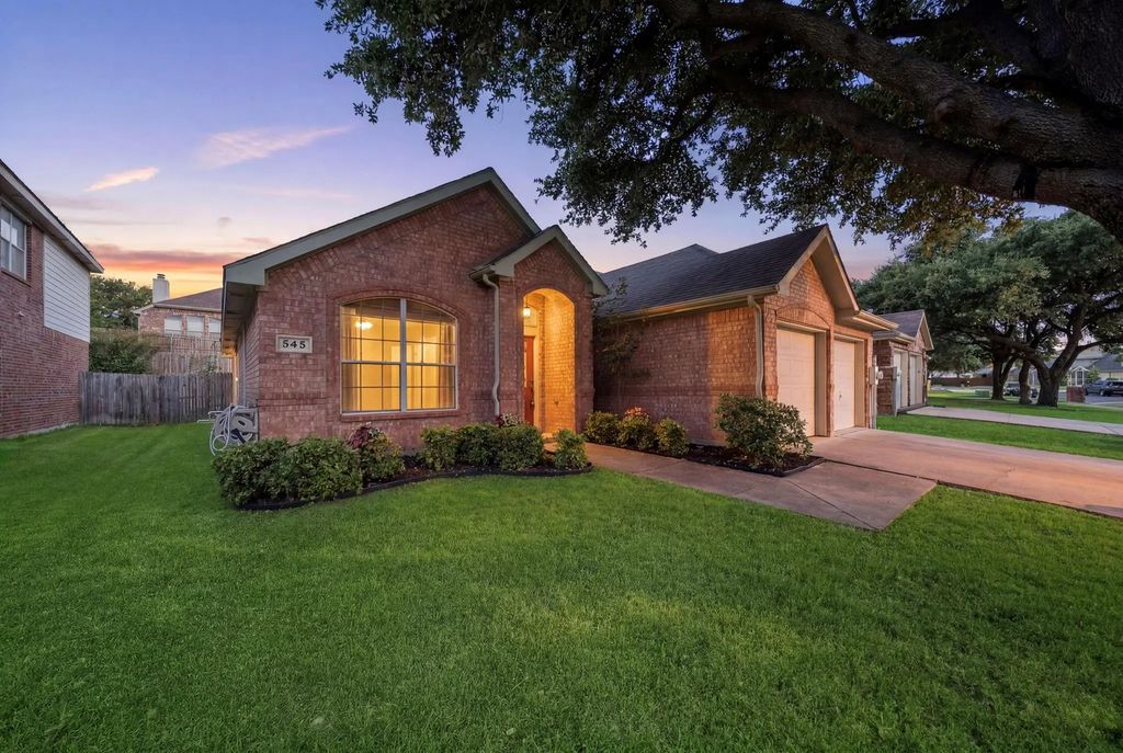 545 Continental Drive, Lewisville