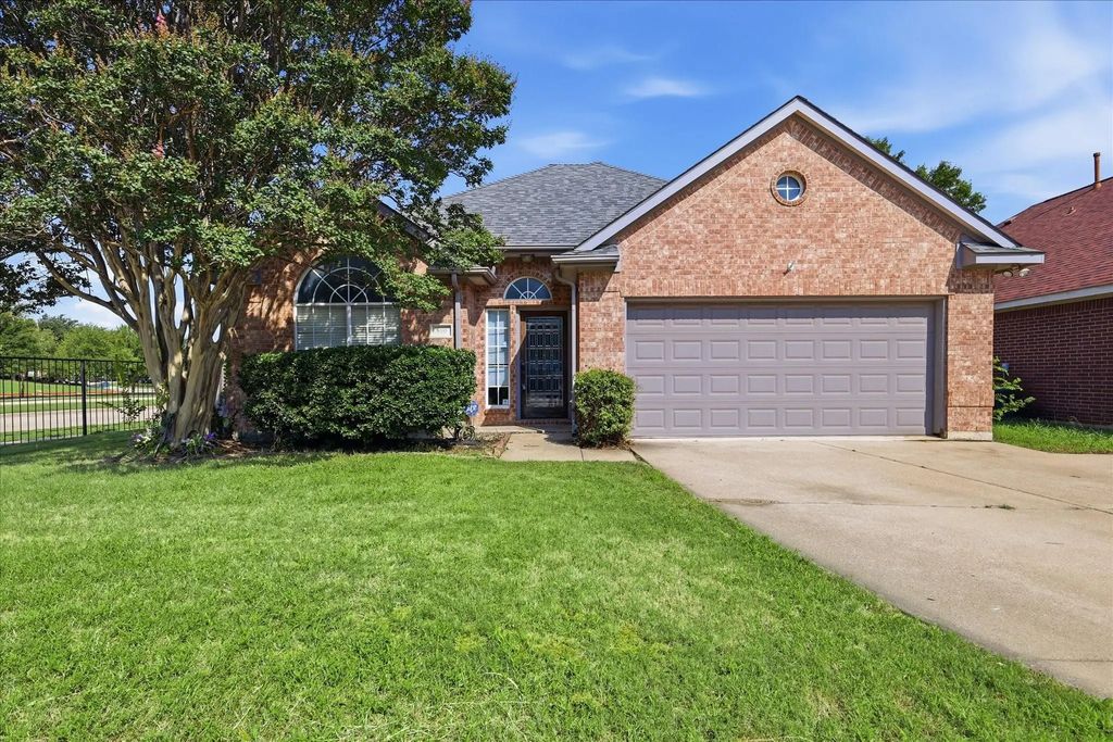 800 Tablerock Way, Lewisville