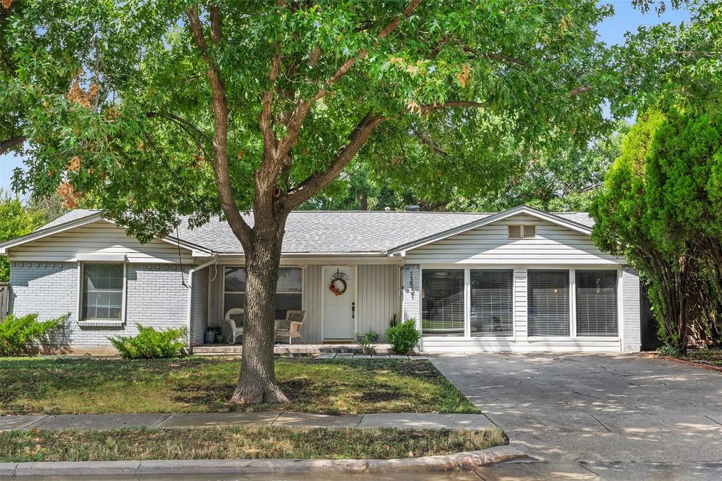 13521 Janwood Lane, Farmers Branch