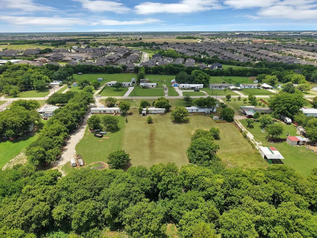 13 Willow Bend Court, Mansfield
