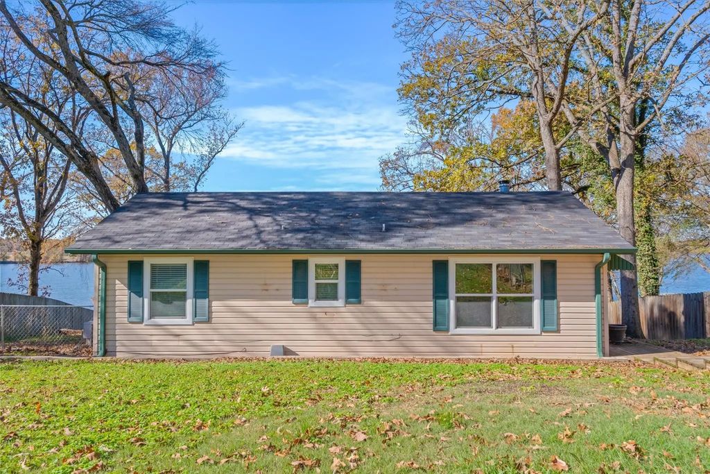 380 S County Road 4837, Winnsboro