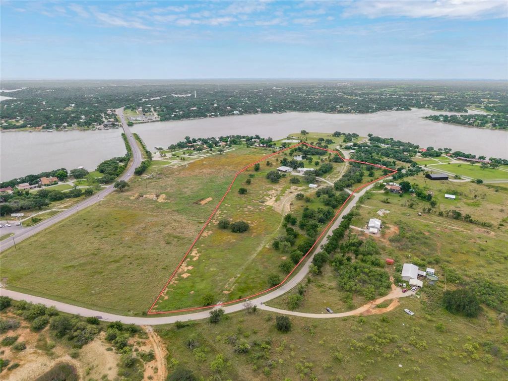 8999 County Road 456, Brownwood