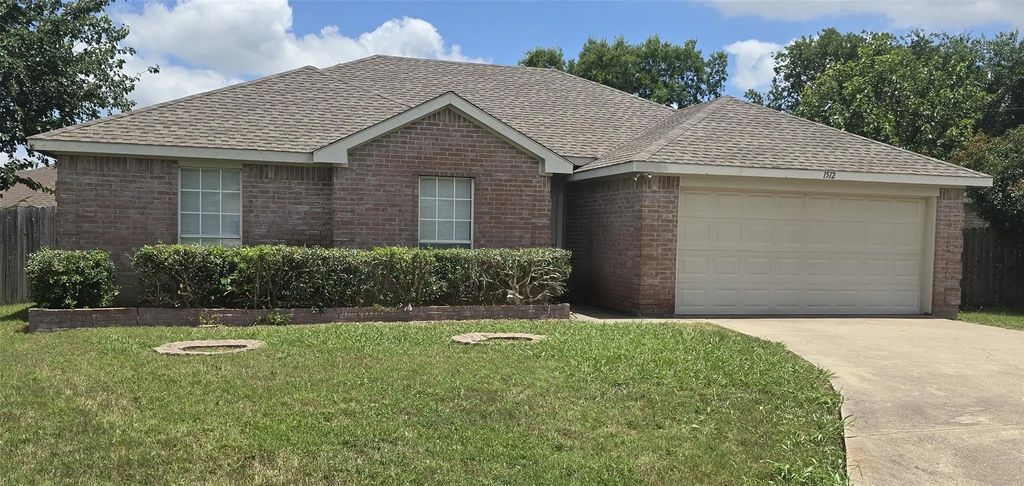 1512 Parrot Court, DeSoto