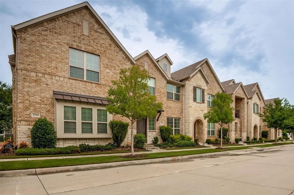 2724 Shelby Drive, Lewisville