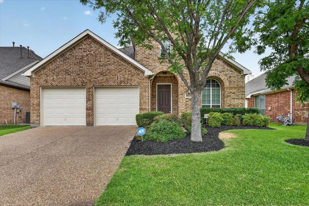 2644 Coral Cove Drive, Grand Prairie
