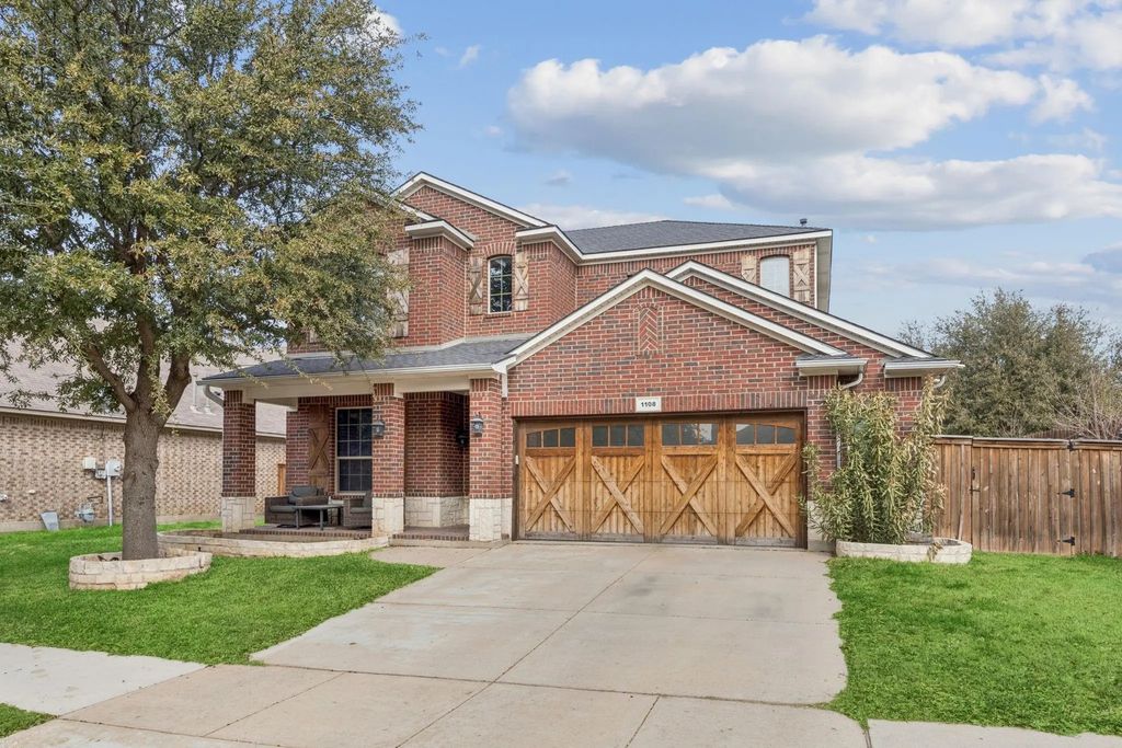 1108 Central Village Drive, Denton