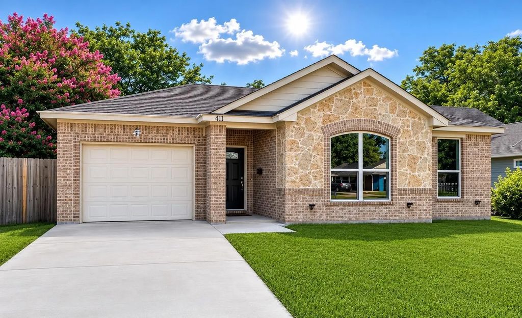 411 N Dwight Avenue, Dallas