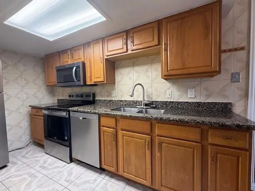 12802 Midway Road 2016, Dallas