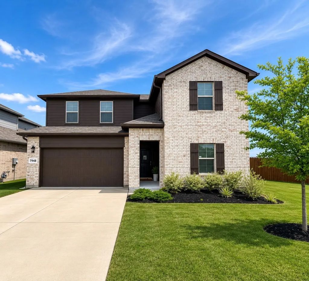 7948 Oaktown Drive, Fort Worth