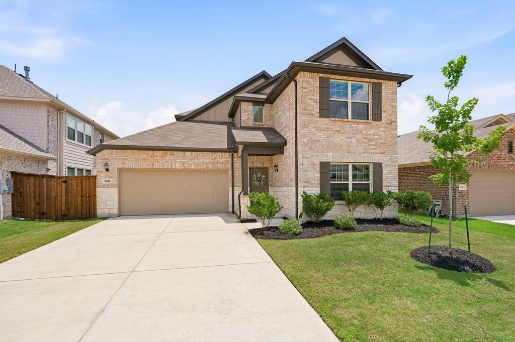 9440 Pepper Grass Drive, Fort Worth