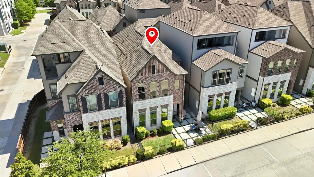 7129 Laurel Ridge, Dallas