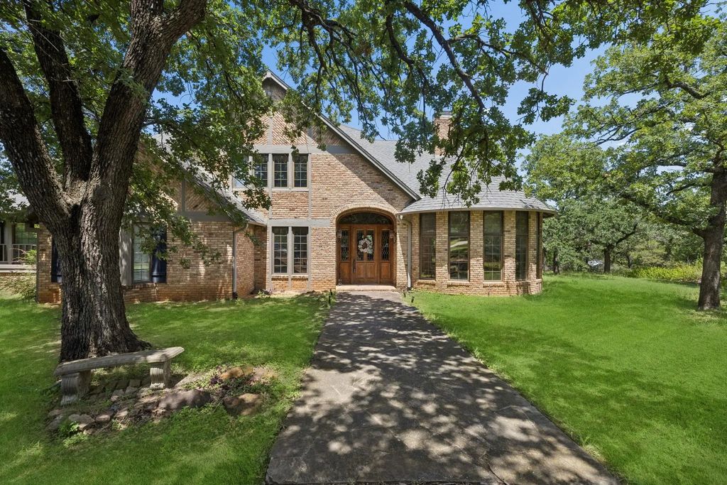 3343 Creek Road, Keller