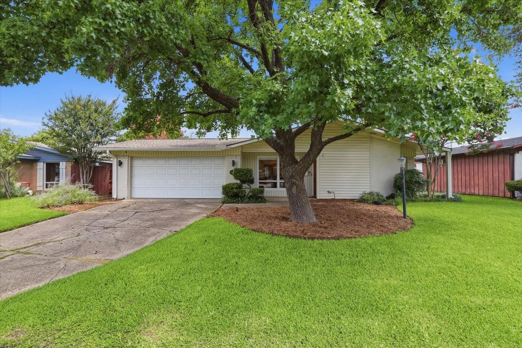 2953 Silverton Drive, Dallas