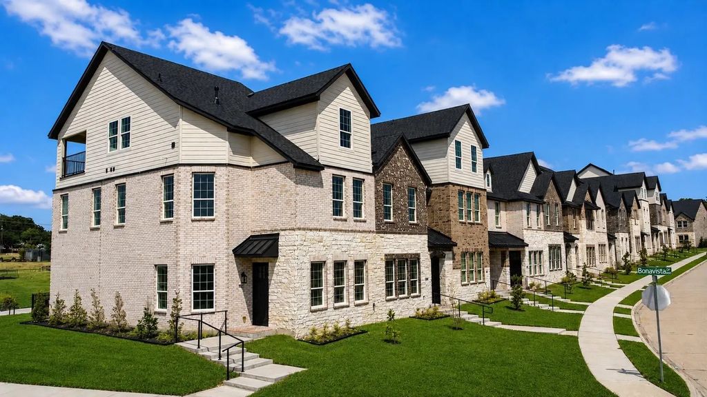 3457 Sanjeev Drive, Irving