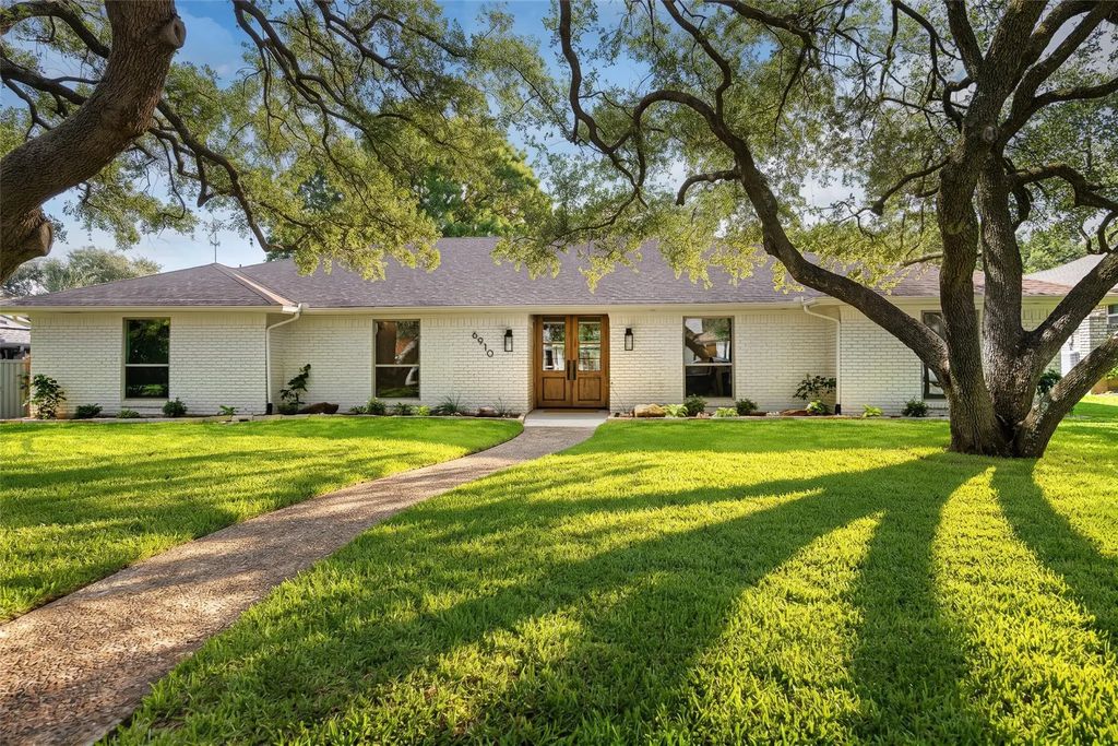 6910 Waggoner Drive, Dallas