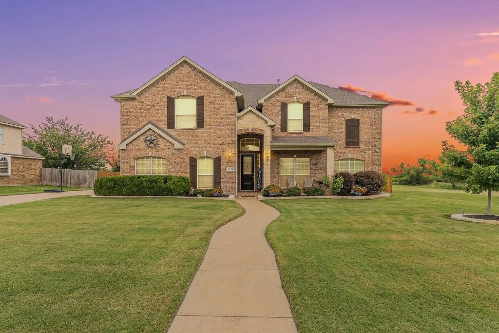 1424 Bassett Hound Drive, Fort Worth
