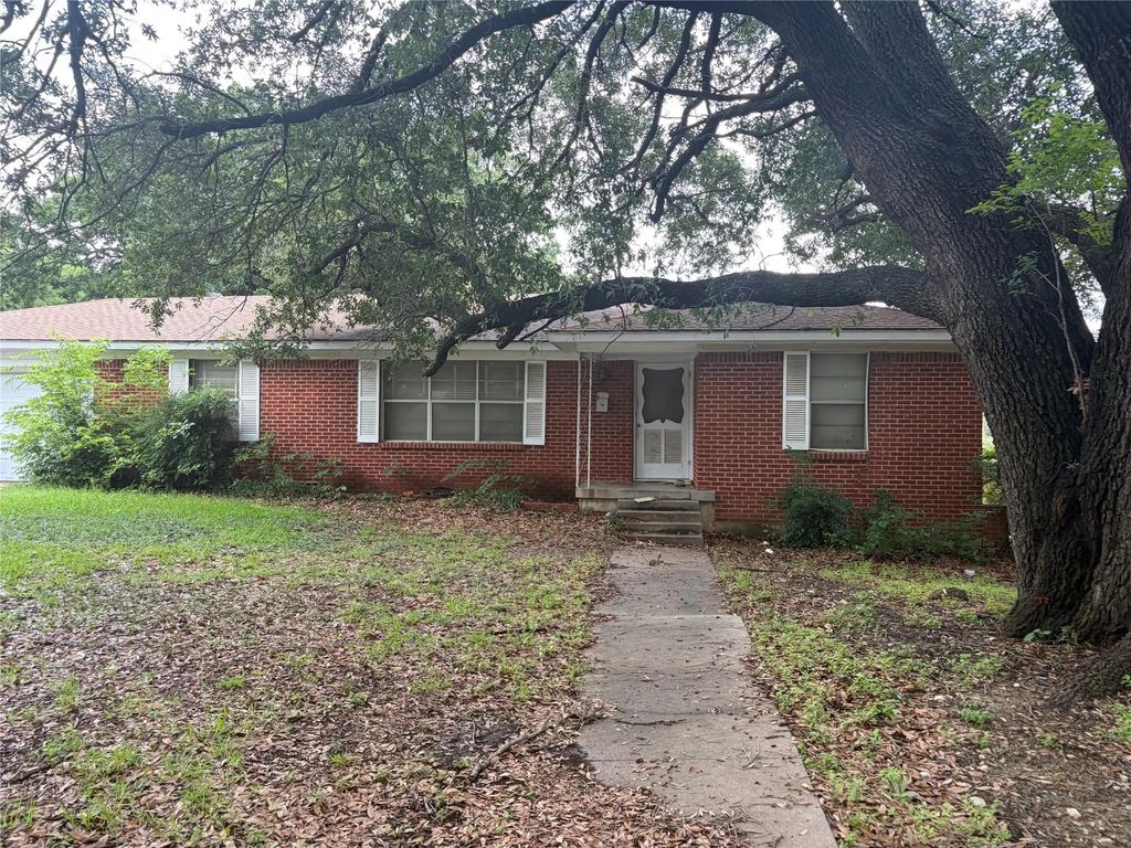4121 Shannon Drive, Fort Worth