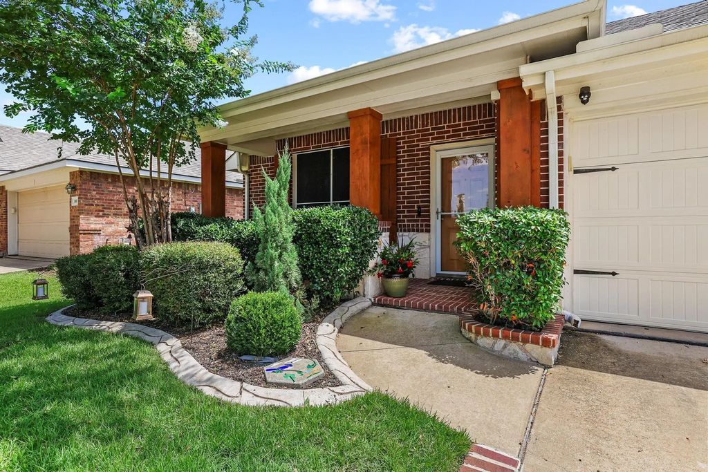 307 Highland Ridge Drive, Wylie