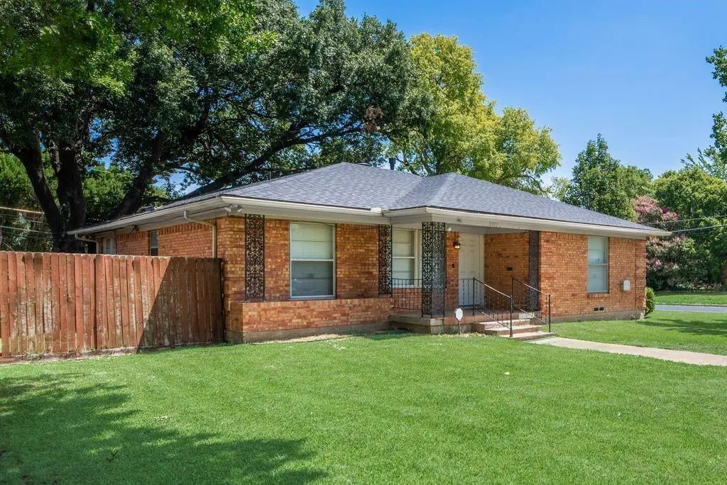 3017 San Medina Avenue, Dallas