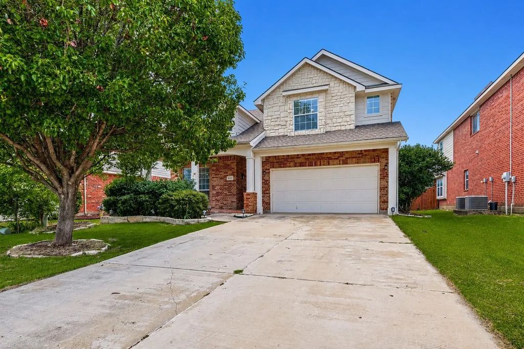 3127 S Camino Lagos, Grand Prairie