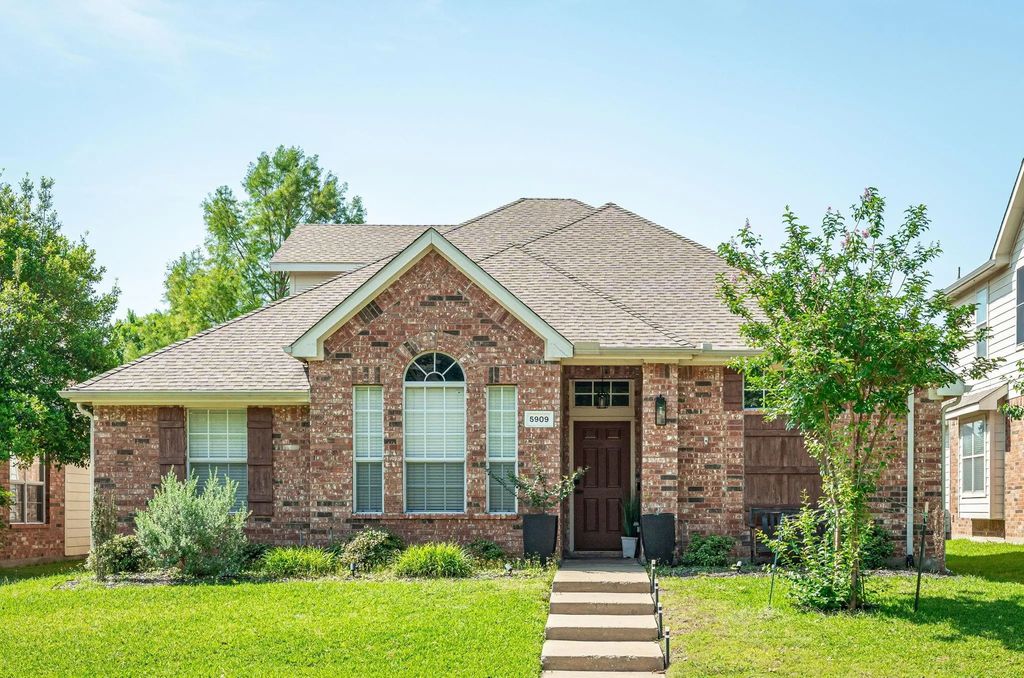 5909 Pinyon Drive, McKinney