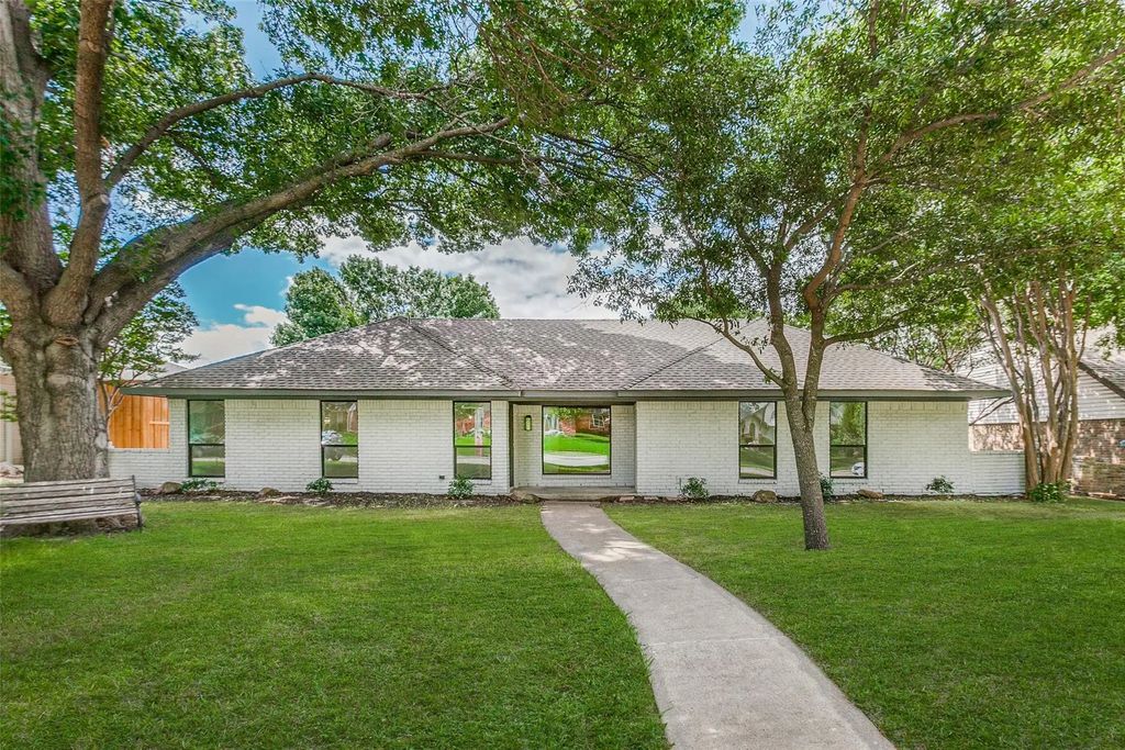 17 Gettysburg Lane, Richardson