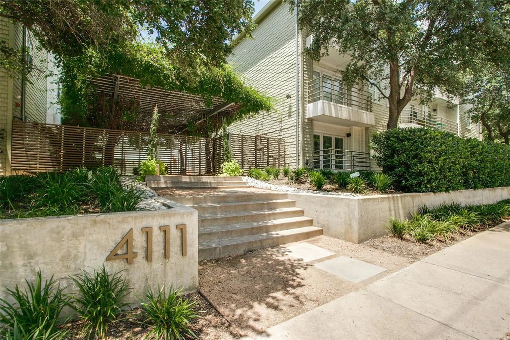 4111 Cole Avenue 40, Dallas