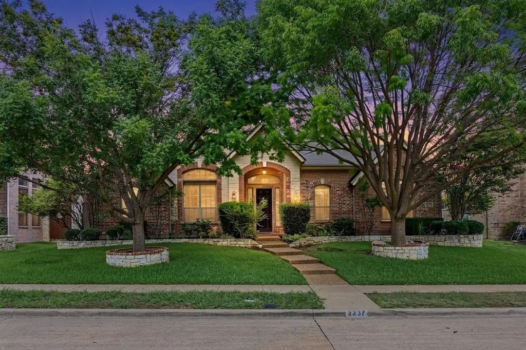 2237 Homestead Lane, Plano