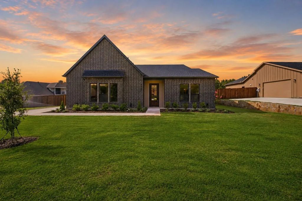 2622 Bainbridge Drive, Dallas