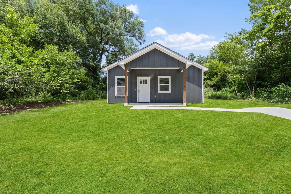 125 Randolph Street, Sulphur Springs