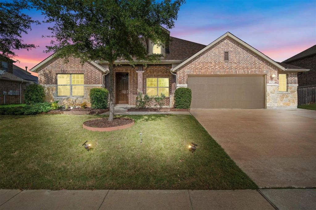 4502 Martha Avenue, Sachse