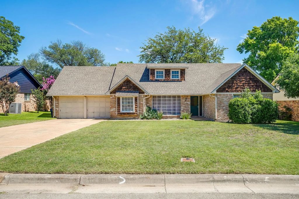 3816 Wilkie Way, Fort Worth
