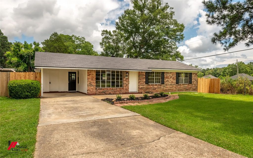 7447 Songwood Drive, Shreveport