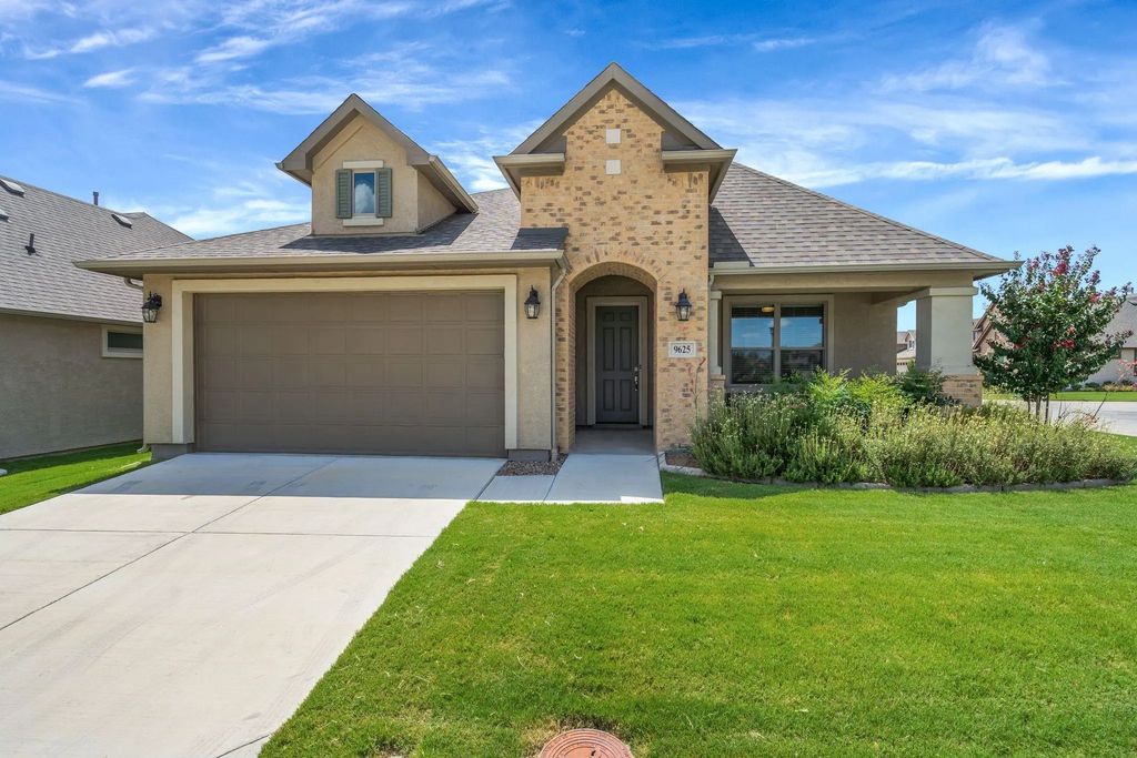 9625 Heartwood Drive, Denton