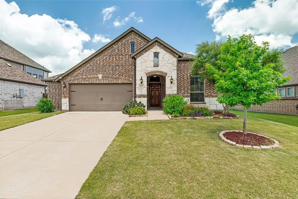 528 Thompson Drive, Van Alstyne