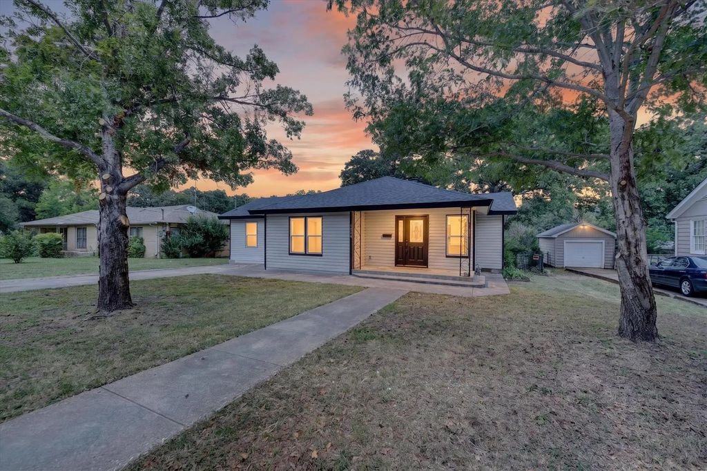 2029 Queen Street, Fort Worth