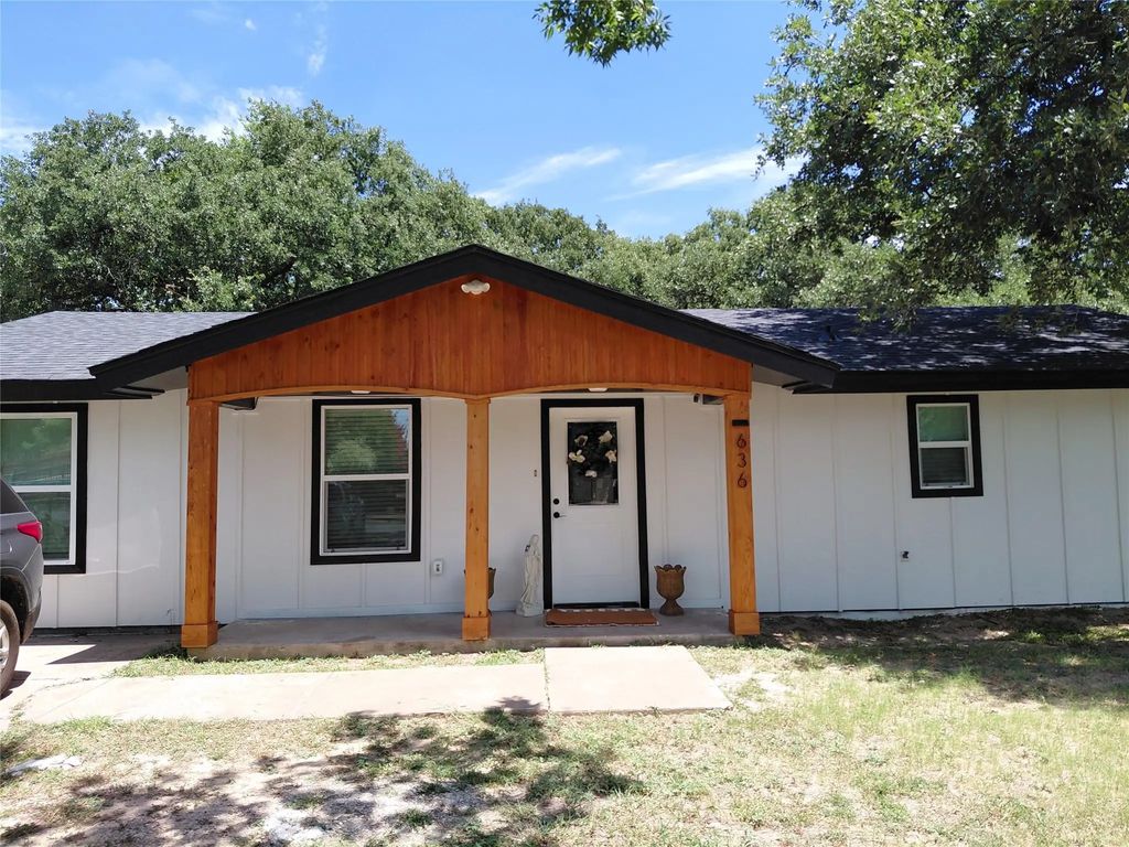 636 Clearfield Road, Dallas