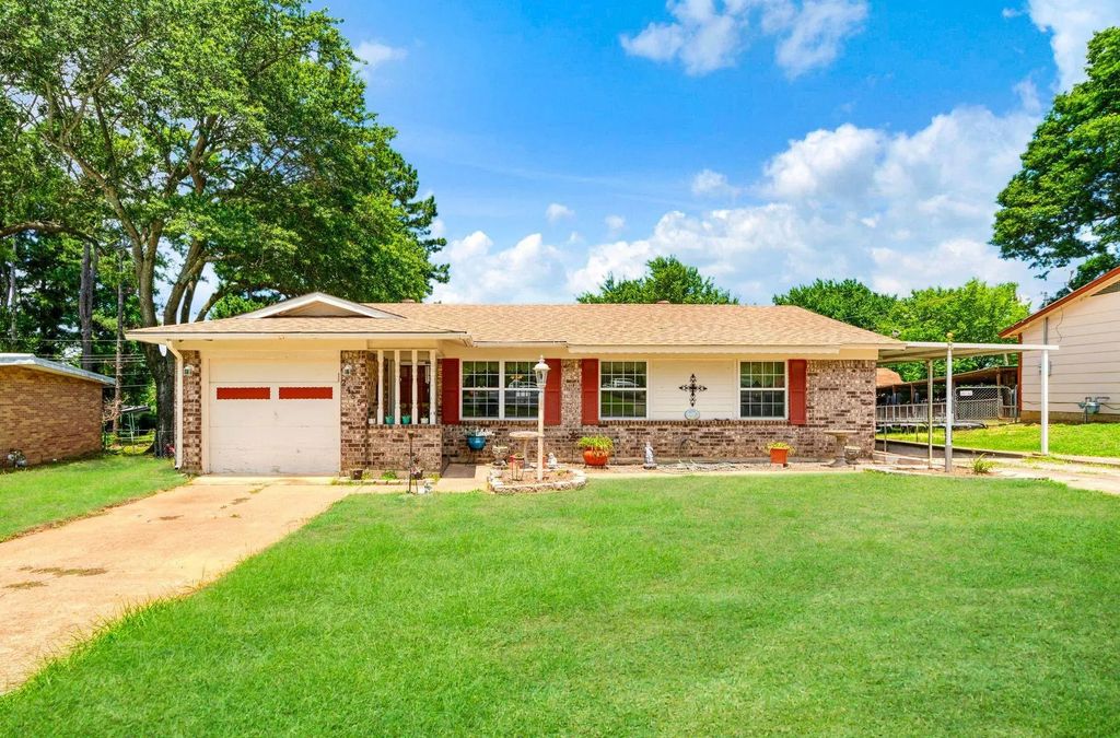 2455 Kessler Drive, Paris