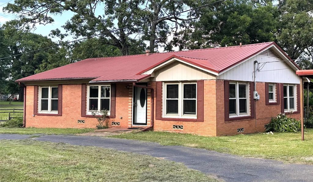 4188 Fm 1402, Mount Pleasant