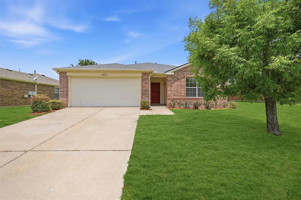 4517 Blue Jay Lane, Sherman