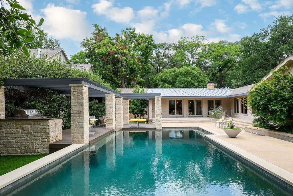6826 Colfax Drive, Dallas