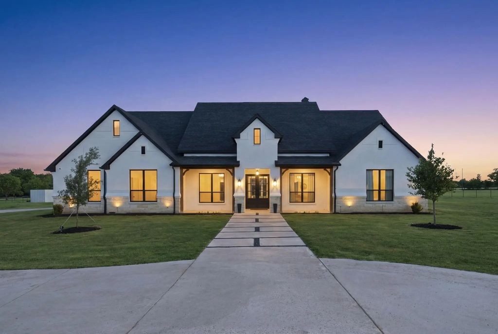 4790 Austin Circle, Sanger