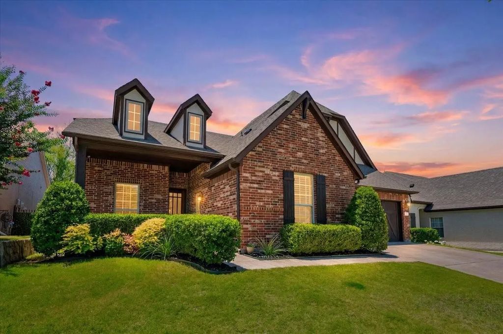 214 Parkview Drive, Aledo