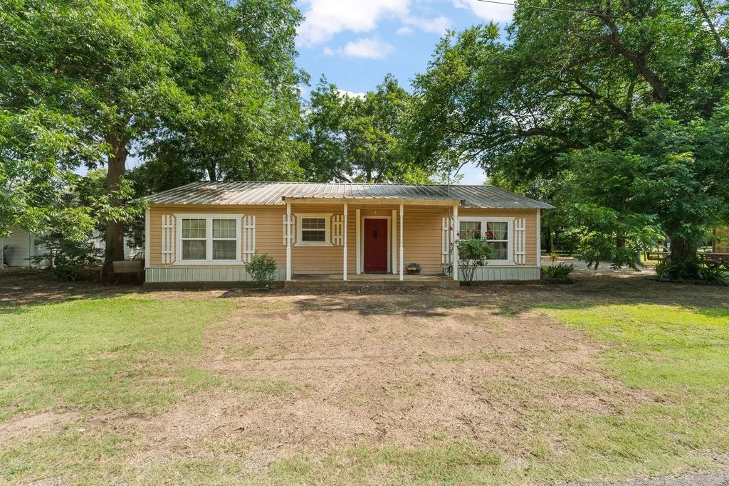 402 College Street, Grandview