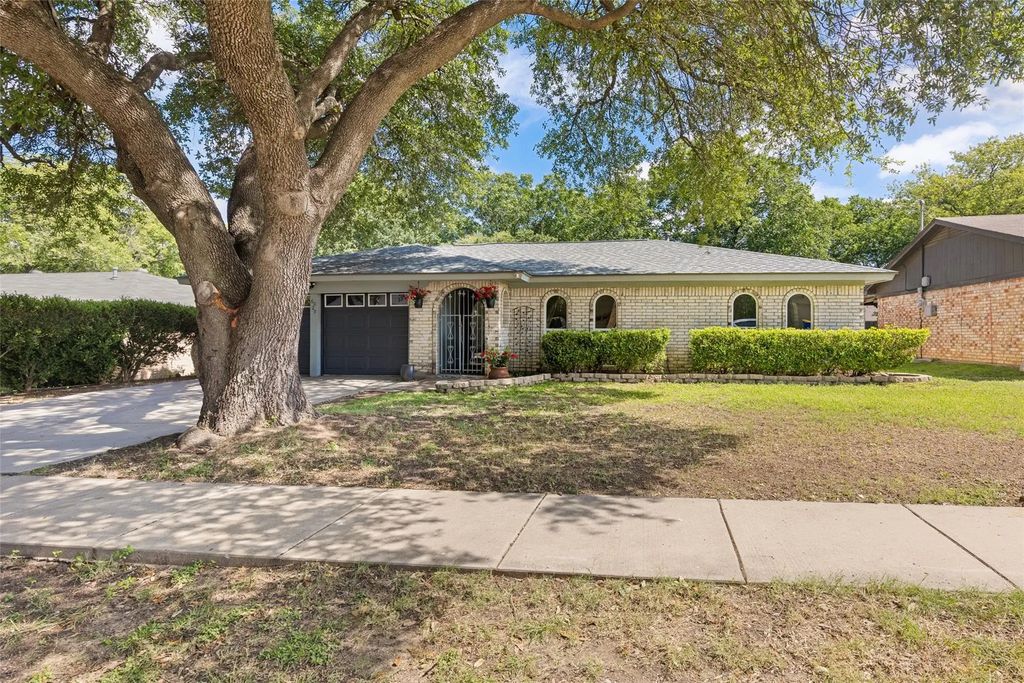 6029 Harrison Way, Watauga