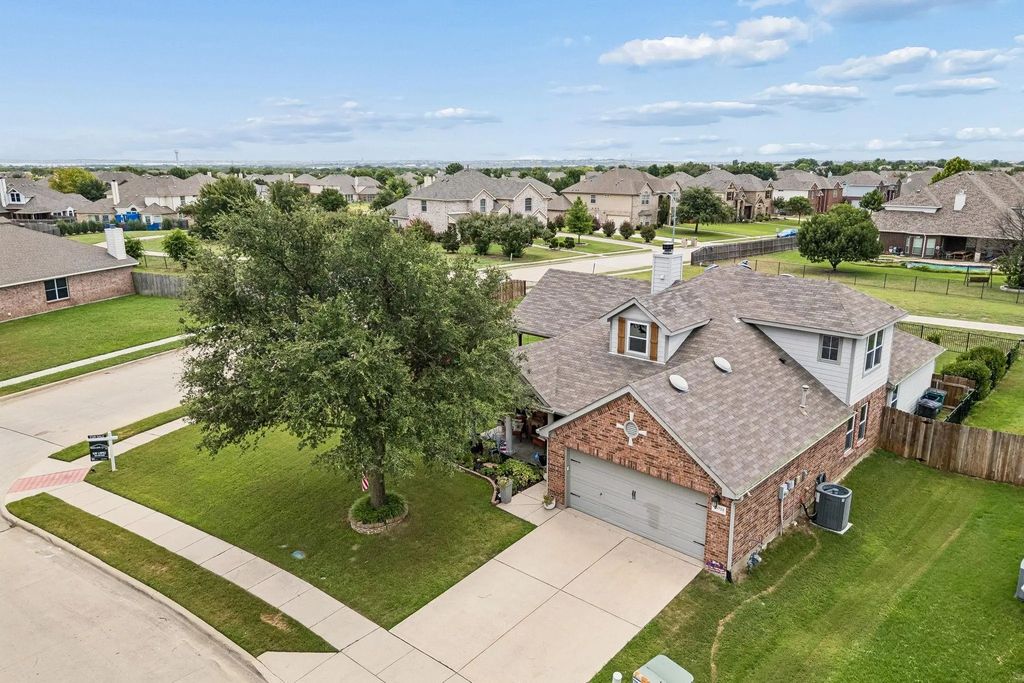 13724 Trail Break Drive, Fort Worth