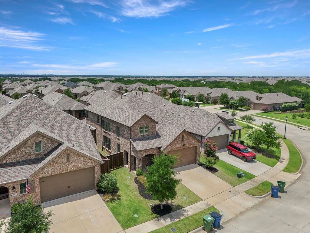 1504 Shire Drive, Aubrey