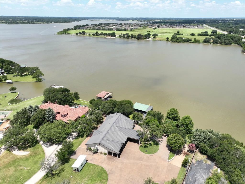 2318 Weatherford Highway, Granbury