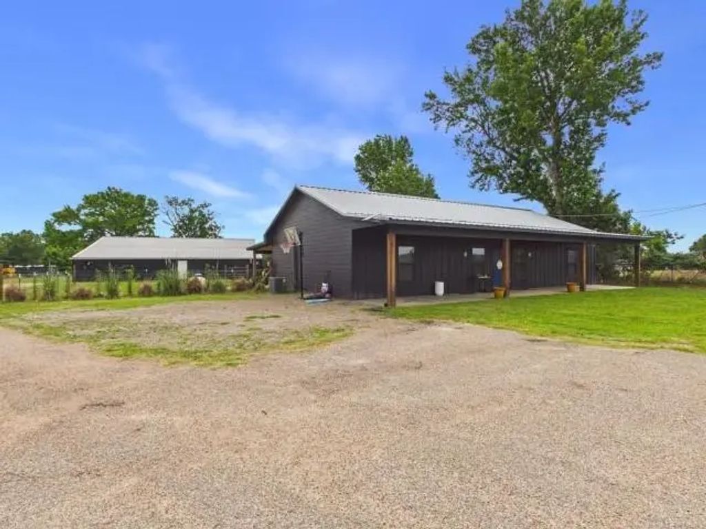 7491 State Highway 19 S, Athens