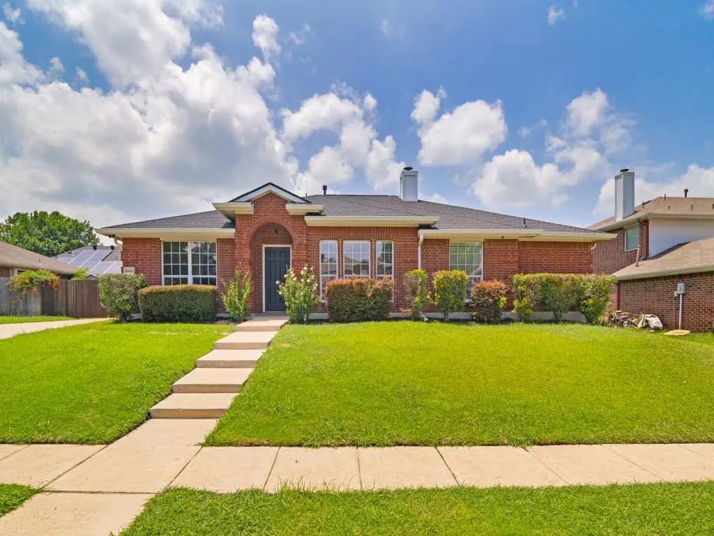 8605 Scooner Street, Rowlett